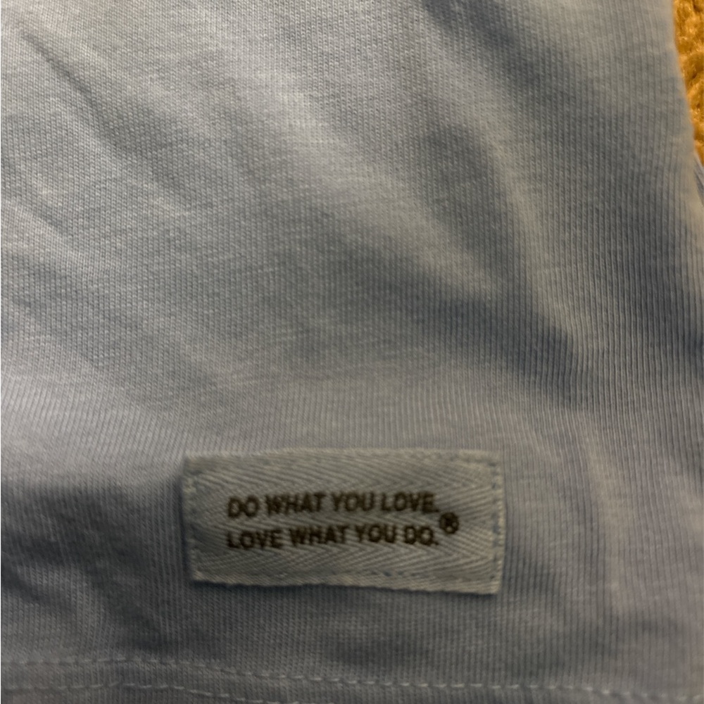NWT - Life Is Good - Blue Graphic T-Shirt with Heart Design - Picture 4 of 4